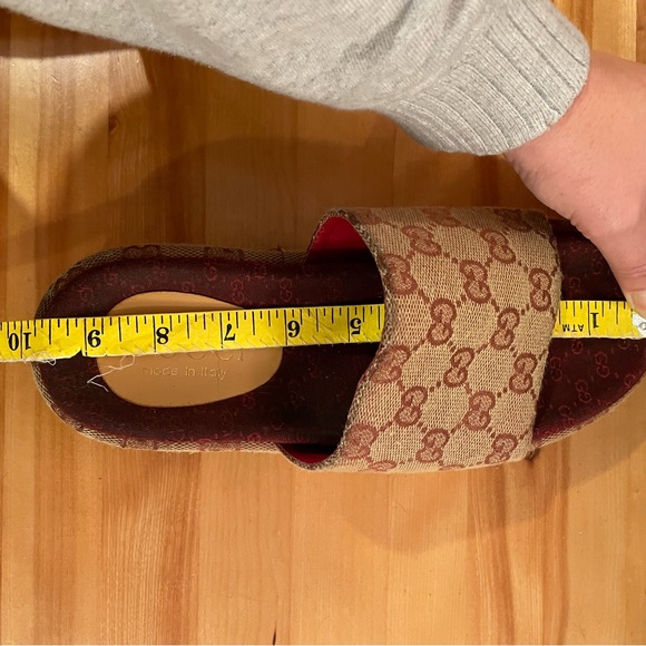AS-IS Gucci Brown Monogram Slides - Picture 9 of 9